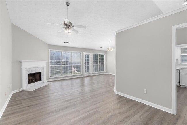 Photo - 2110 Racquet Club Cir NW