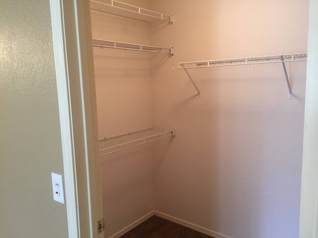 Photo - 9109 Grayling Dr