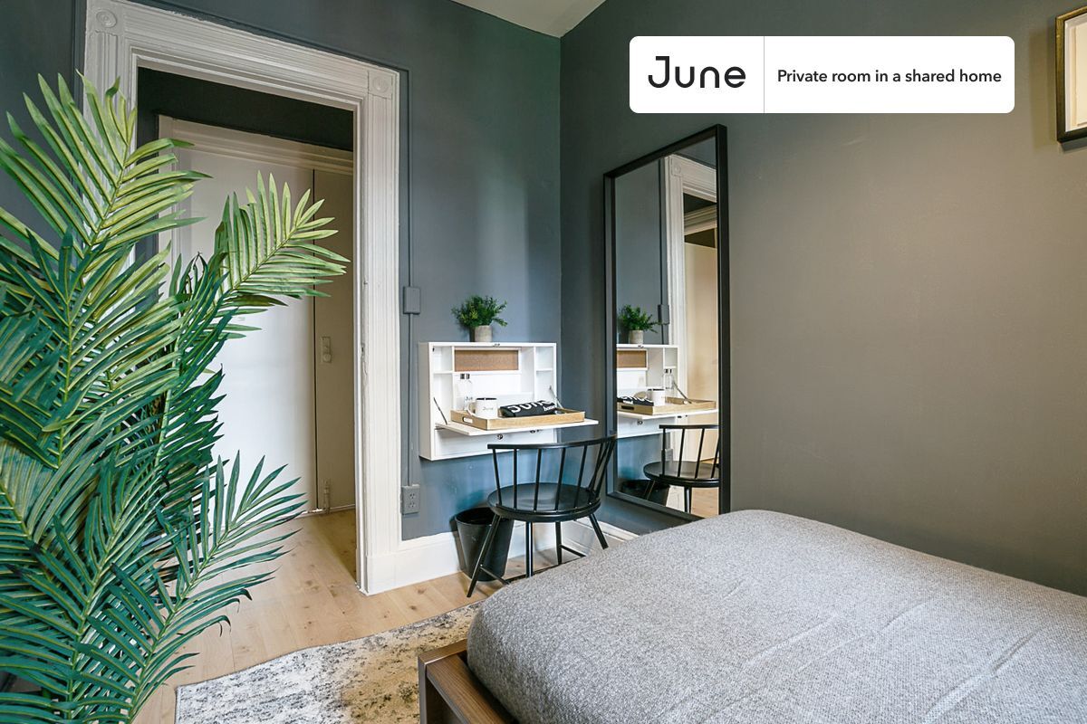 Private bedroom in 5 bed/1 bath Home - Private bedroom in 5 bed/1 bath Home