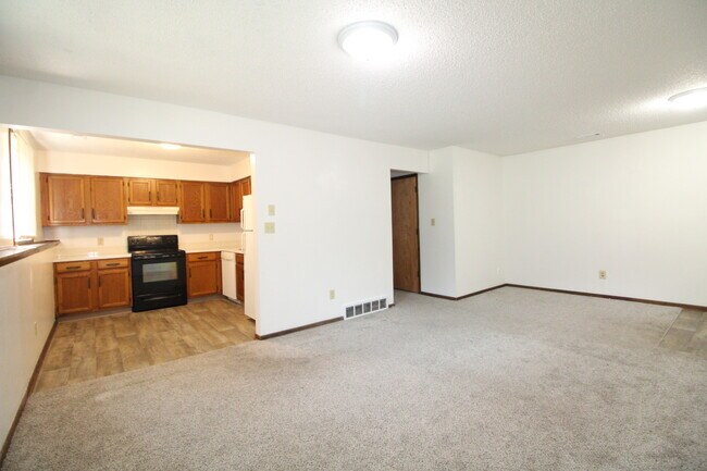 Photo - 484 S 19th St