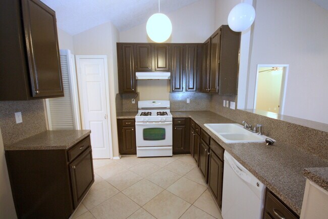 Photo - 22511 Braken Manor Ln