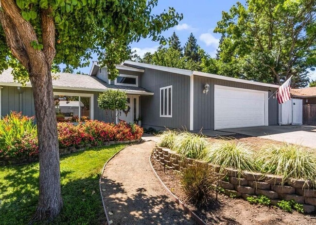 Photo - 8056 Hoopes Dr House