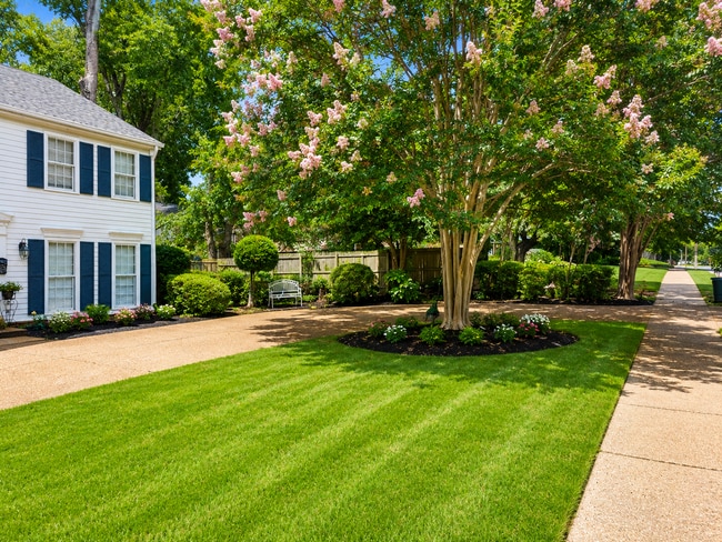 Photo - 2151 Kirby Pkwy
