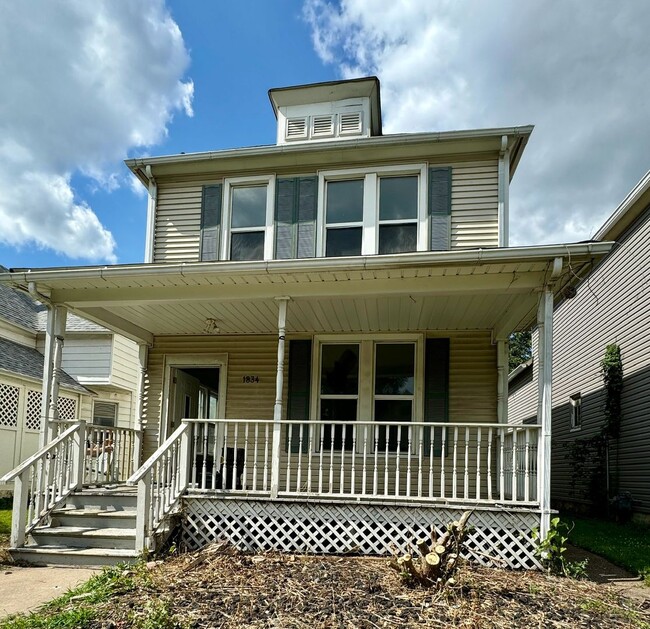 3 Bedroom 2 Bath House in Davenport. - 3 Bedroom 2 Bath House in Davenport.