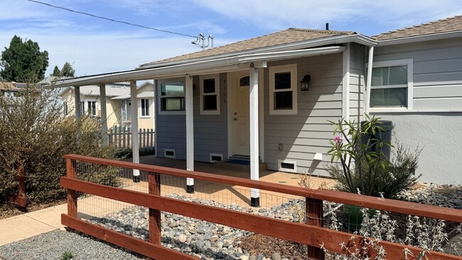Building Photo - 5106 Bocaw Pl