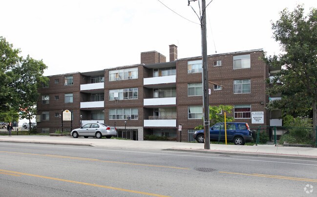 Building Photo - 457 Marlee Ave