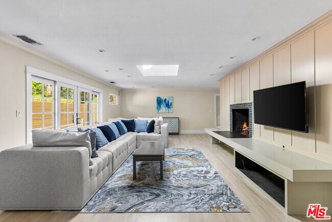 Photo - 9520 Gloaming Dr