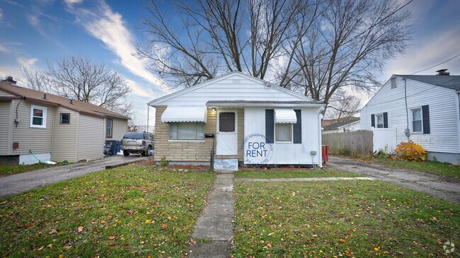 Building Photo - 4409 Cuthbertson St Rental