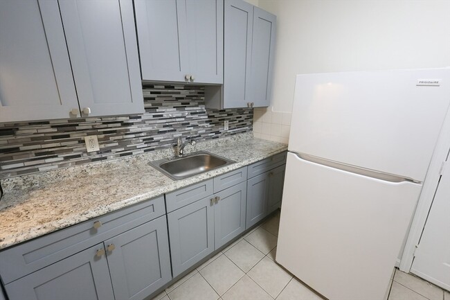 Photo - 127 Intervale St Unit 2