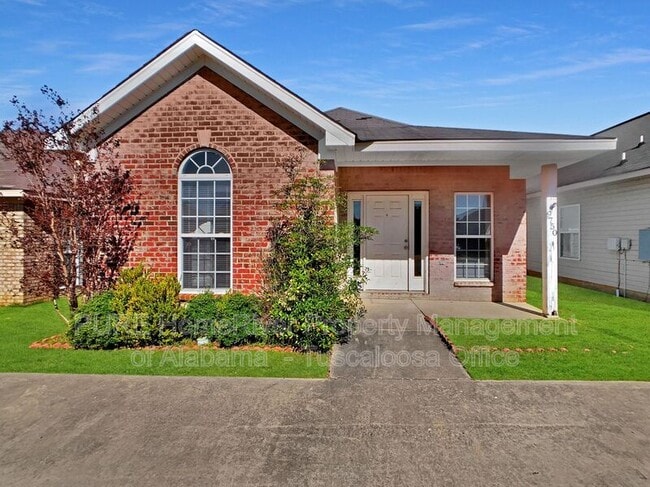 Building Photo - 9750 Moonlight Dr