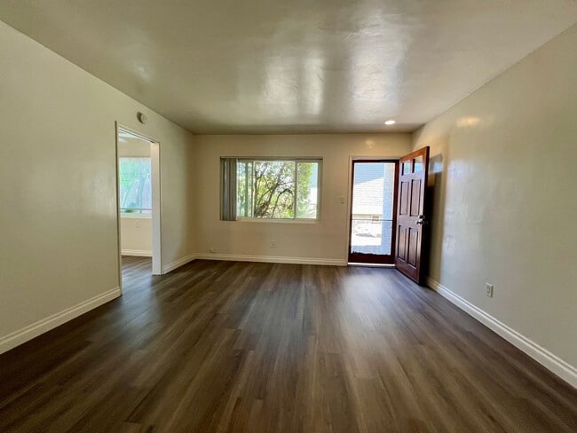 3749 Herman Ave Unit 3749 Herman Ave