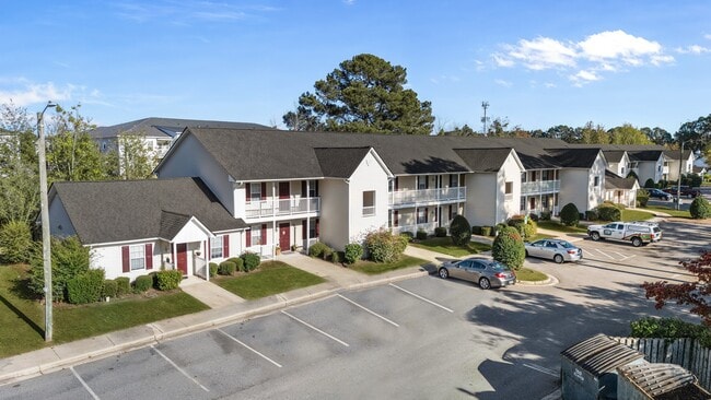 Building Photo - Spring Lake Apartments
