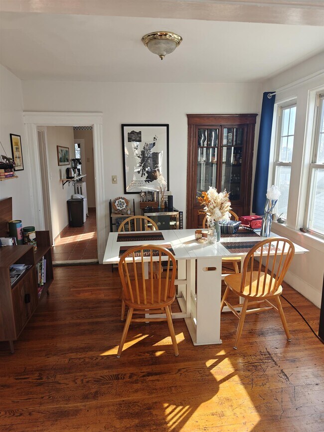 Photo - 81 Newbury St Unit 3