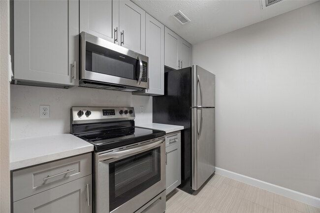 Building Photo - 2250 Bering Dr Unit 104