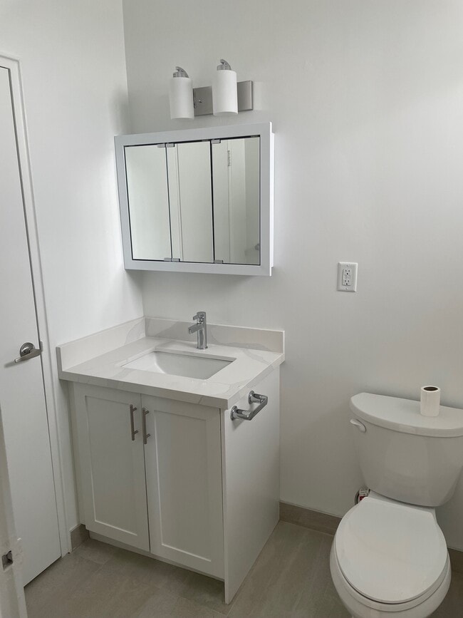 Photo - 30 Springhurst Ave