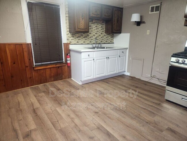 Photo - 5808 Curry Rd Unidad C