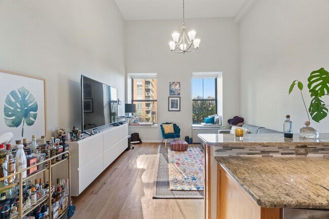 Photo - 1 Greene St Unit 306X