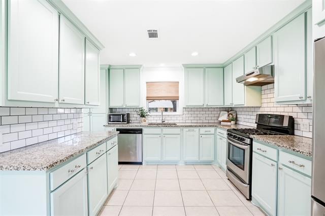 Building Photo - 8834 Liptonshire Dr