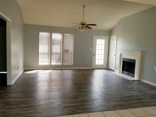 Photo - 7908 Martin Bluff Rd