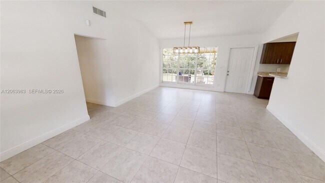 Photo - 490 NW 90th St