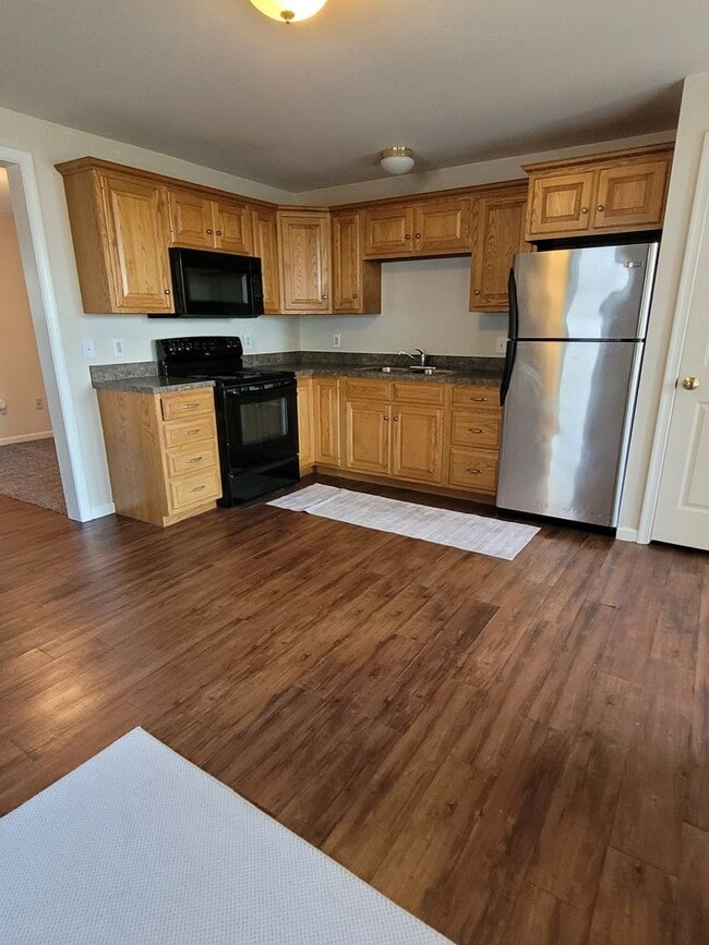 Photo - 984 W Main St Unit 3