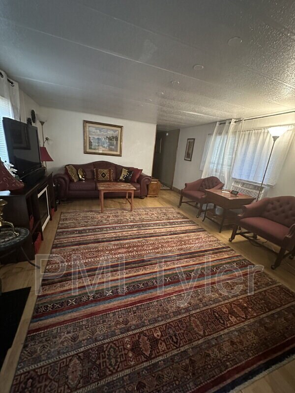 Photo - 117 Little Acorn Cove