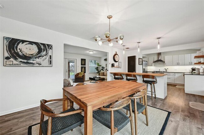 Photo - 507 Krebs Ln