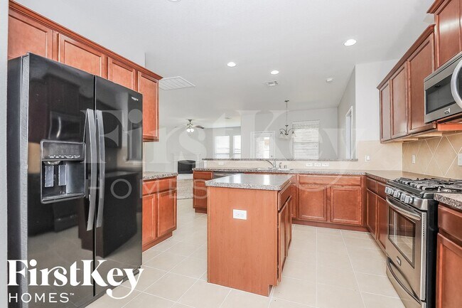 Photo - 1112 Kaufman Rd