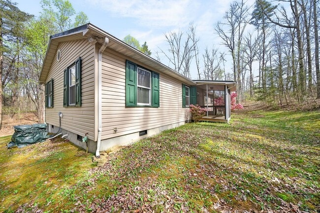Photo - 4067 Blaylock Rd