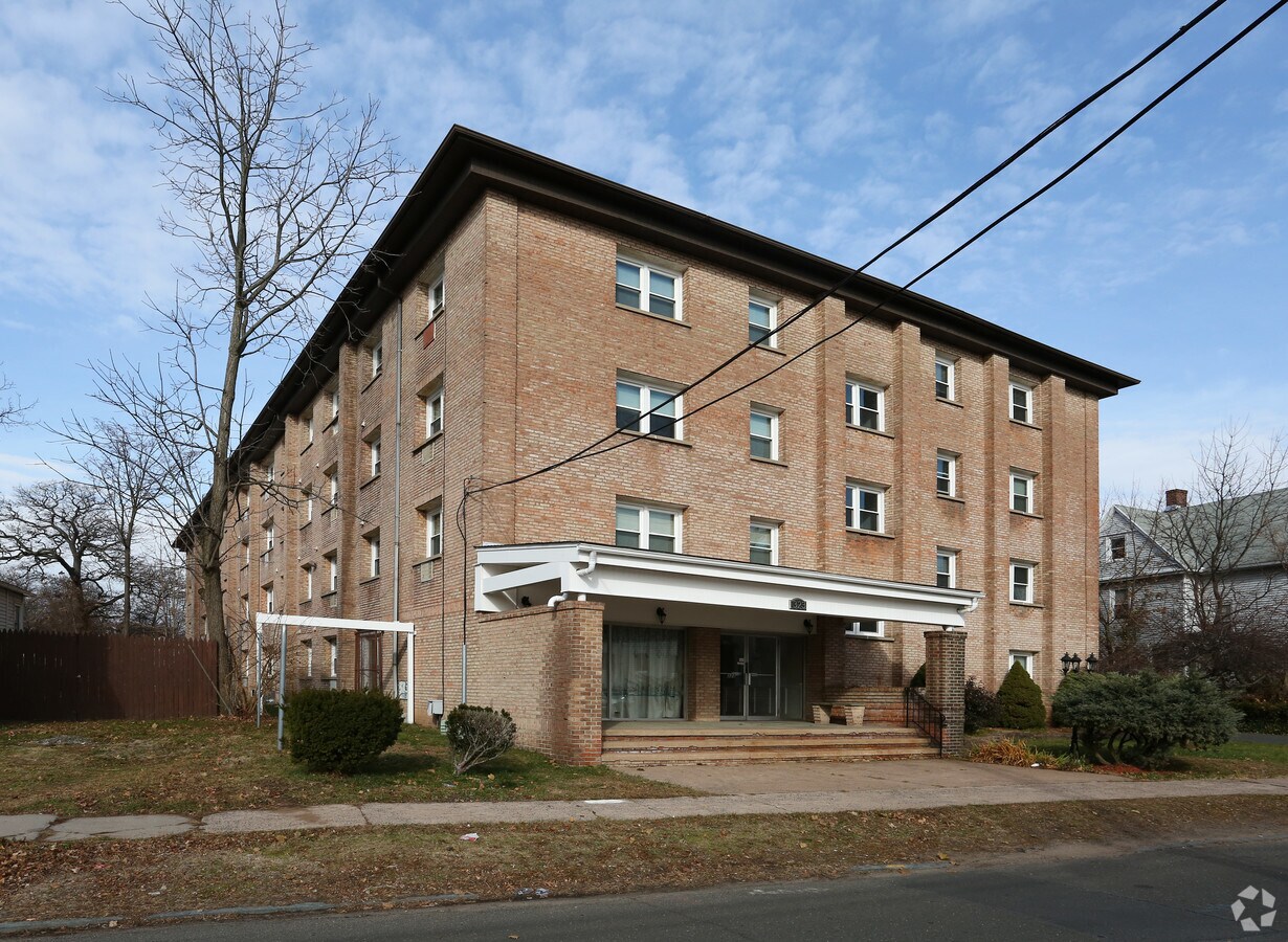 323 Center St - 323 Center St Apartments