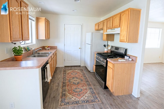 Photo - Charming 2-bedrooms, 2-baths duplex home in Prescott Valley!