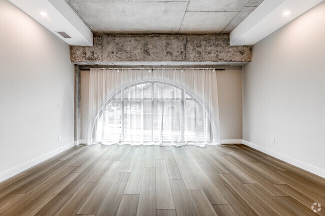 1 chambre, 1 salle de bain - 689 pi2 - Salon - The Greystone