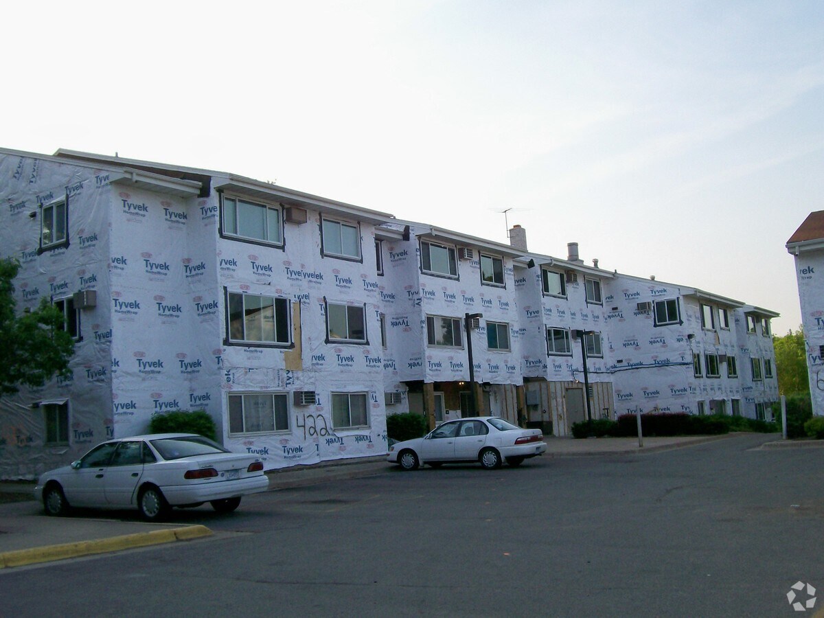 Photo - Vista Village