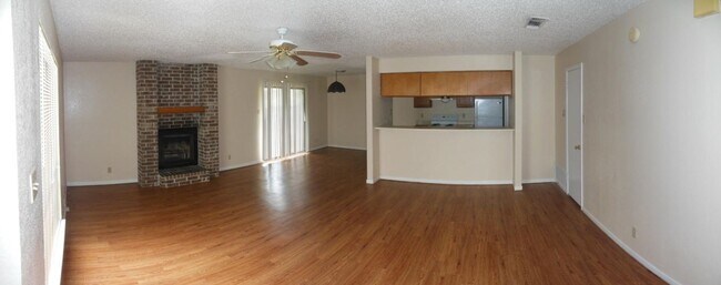 Photo - 1701 Cedarview Cir Unit # D