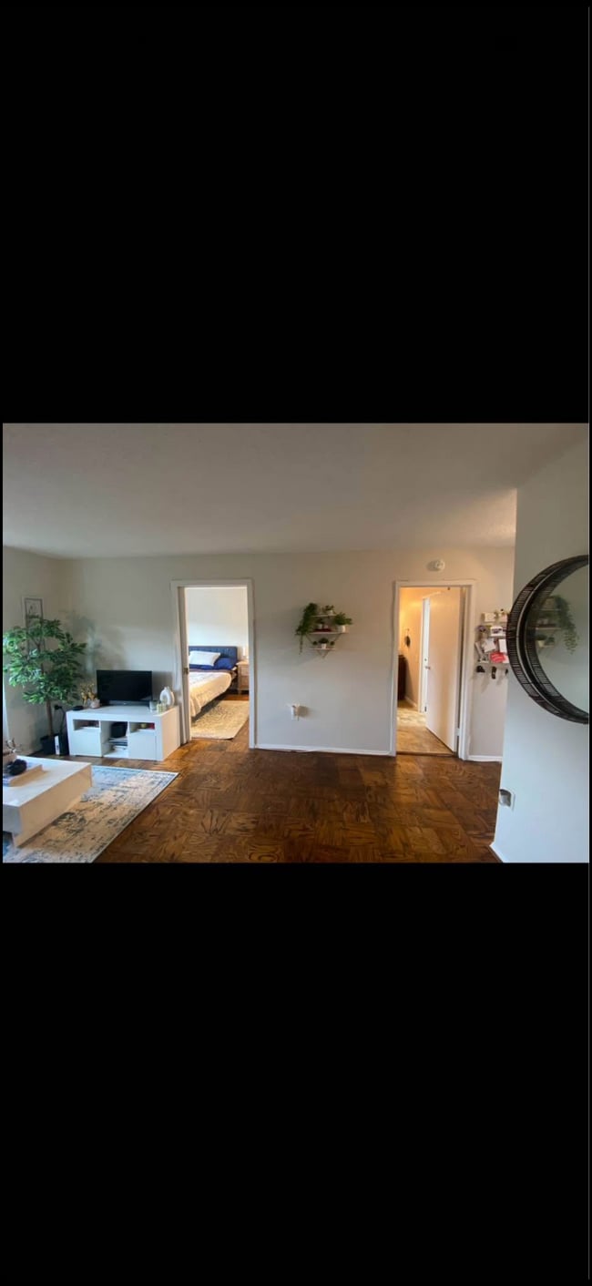 Photo - 1225 Martha Custis Dr Unidad 1003