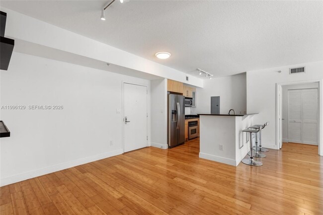 Photo - 335 S Biscayne Blvd Unit 908