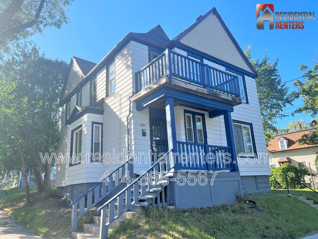 Building Photo - 3005 N 1st St