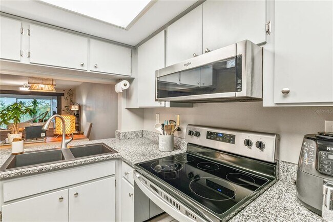 Photo - 90 S Highland Ave Unit 402
