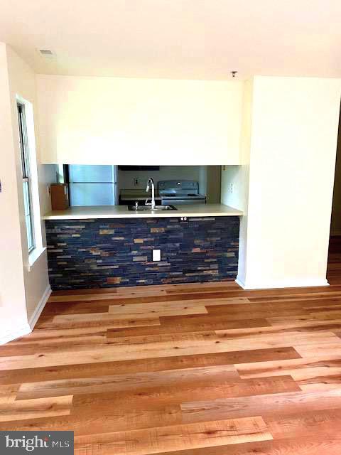 Photo - 520 Ashton Ln