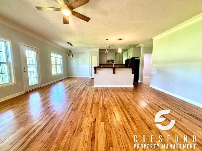 Photo - CHARMING 3 BEDROOM READY FOR MOVE IN TODAY!