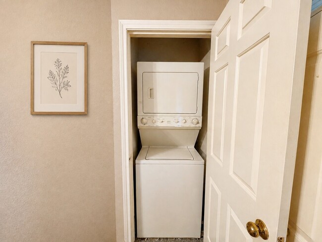 Photo - 1311 Antoine Dr Unit 148
