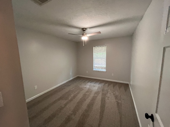 Photo - 133 N Ridge Dr