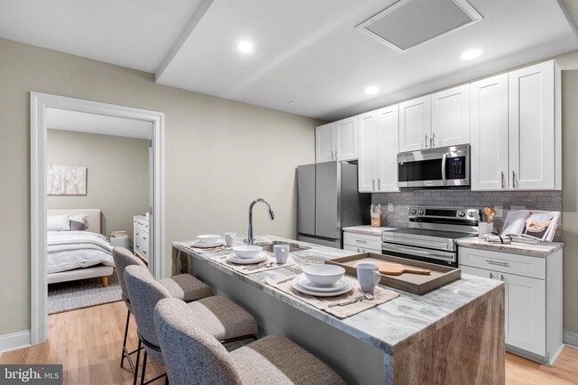 Photo - 1422 Chestnut St