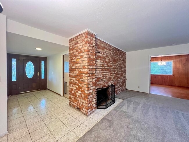 Photo - 6484 Camelia Dr