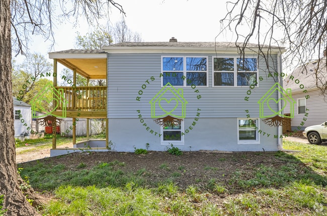Building Photo - 2120 N Broadway Ave Rental