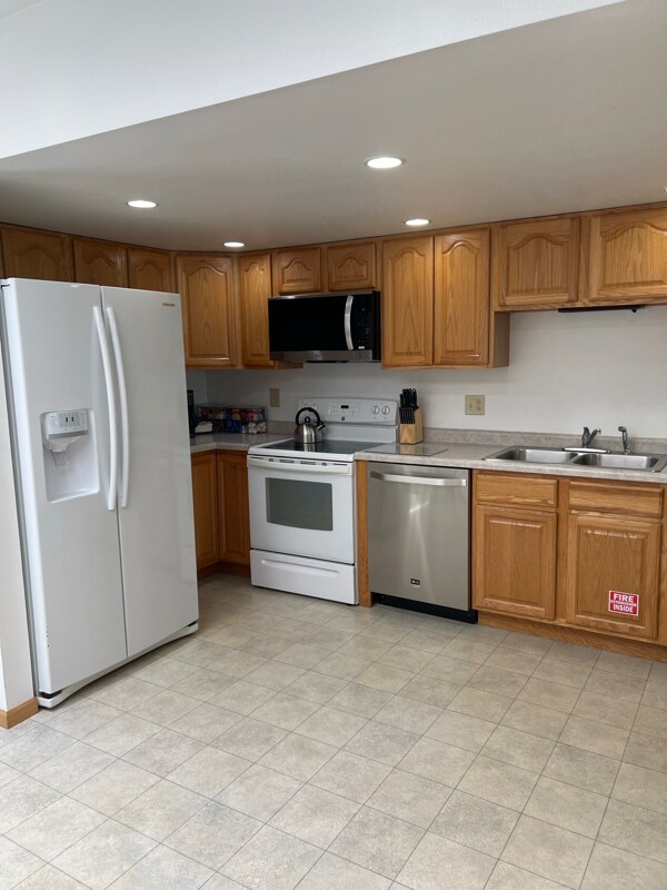 Photo - 5483 176th St Unidad 4