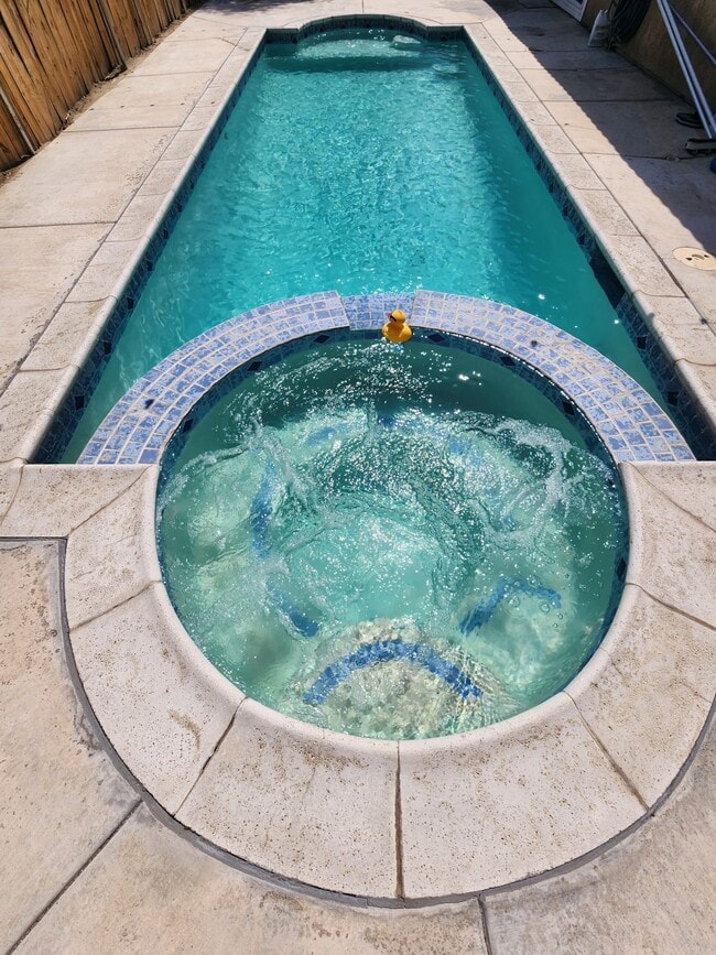 Photo - 1066 Gloria Dr