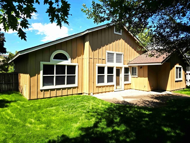 Photo - Beautifully Updated 3 Bedroom 2 Bath Updat...