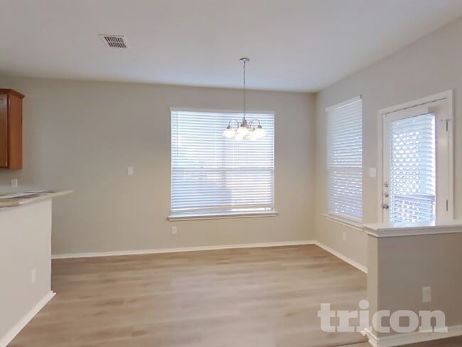 Photo - 6514 Oldham Cove