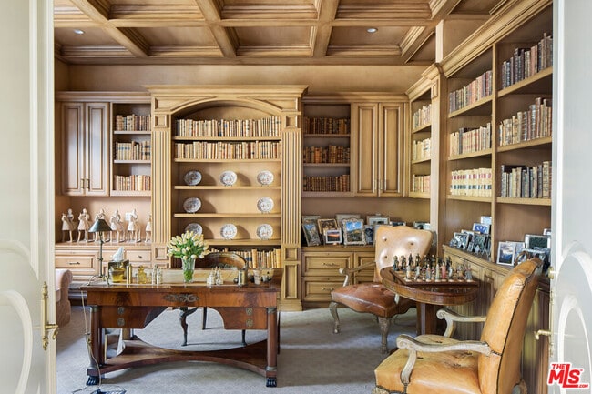 Photo - 3352 Clerendon Rd